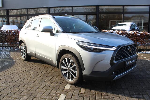 Toyota COROLLA Cross 1.8 Hybrid 140 Style Plus | Rijklaar | Stoel-/stuurverw. | Blind Spot | All-season | El.achterklep | Keyless | Adap.cruise | LED | Parkeersens. v+a | Apple/Android | Navi