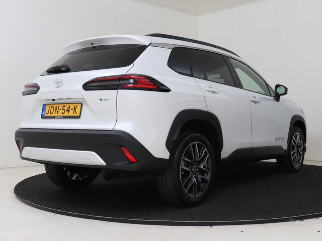 Toyota COROLLA Cross Hybrid 140 Dynamic nieuw model niet adverteren - demo/showroom