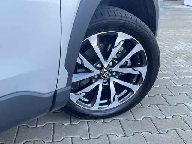 Toyota COROLLA Cross Hybrid 140 Style | Parkeersensoren V+A | Blindspot