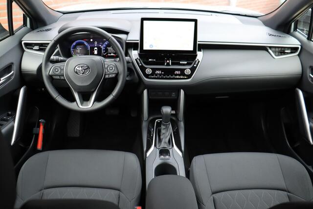 Toyota COROLLA Cross Hybrid 200 Dynamic, Apple CarPlay, Android Auto, Adaptieve cruise control, Lane assist, Navigatie.