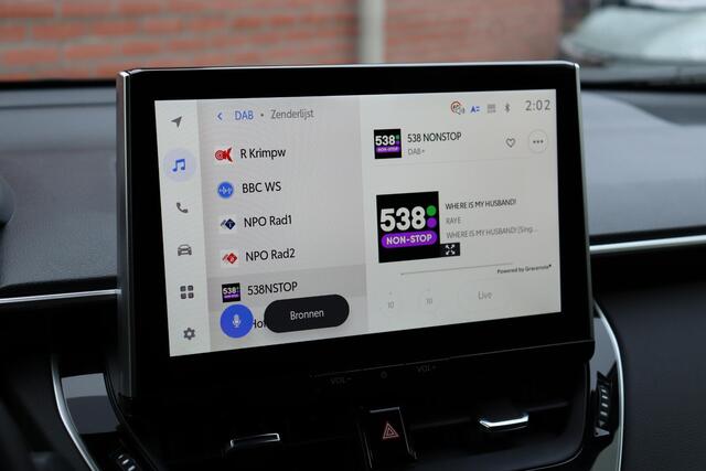 Toyota COROLLA Cross Hybrid 200 Dynamic, Apple CarPlay, Android Auto, Adaptieve cruise control, Lane assist, Navigatie.