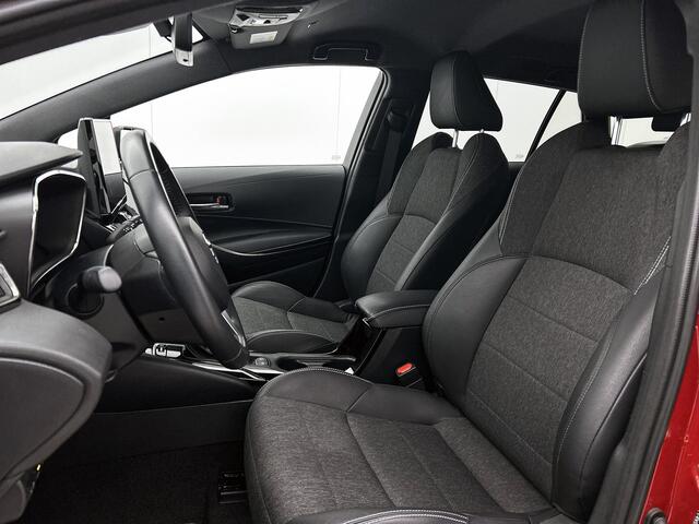 Toyota COROLLA Touring Sports 1.8 Hybrid First Edition | Navigatie | Trekhaak |