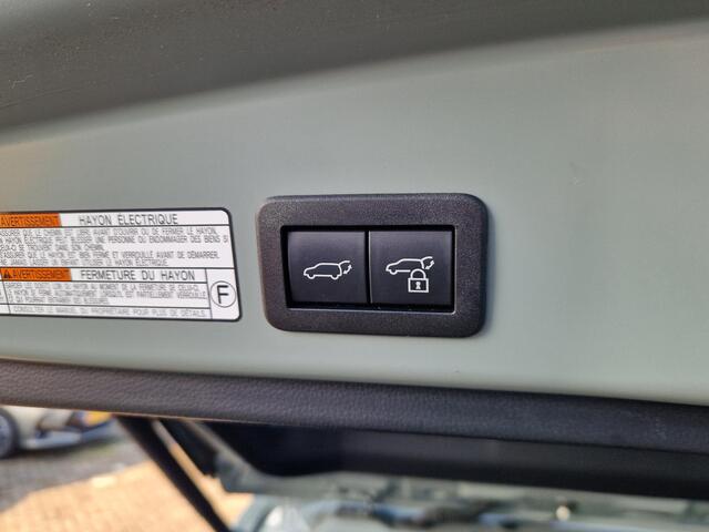 Toyota COROLLA Cross Hybrid 140 Style