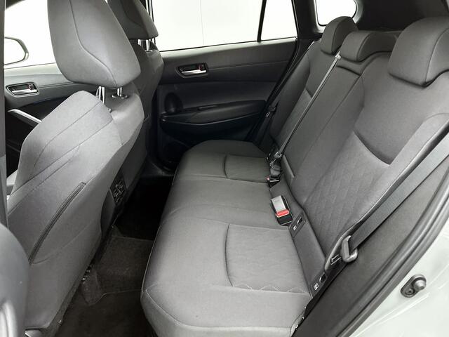 Toyota COROLLA Cross Hybrid 140 Style | Navigatie | Parkeersensoren |