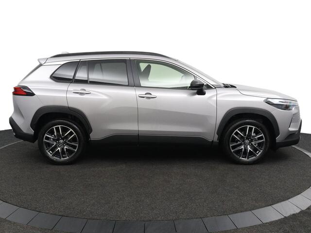 Toyota COROLLA Cross Hybrid 180 Dynamic | ADG FLEX | Parkeersensoren | Elektrisch bedienbare Achterklep | Keyless Entry | Stoelverwarming |