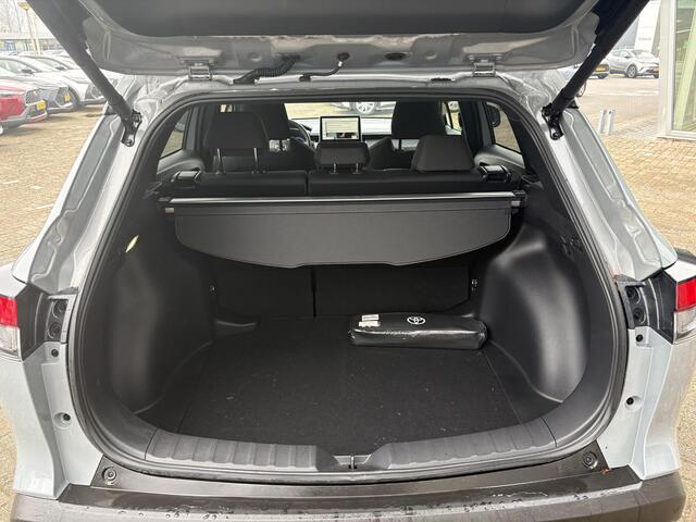 Toyota COROLLA Cross Hybrid 140 Style