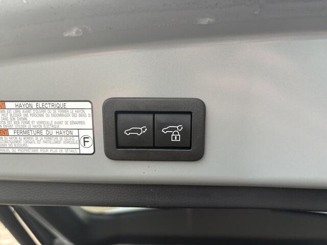 Toyota COROLLA Cross Hybrid 140 Style