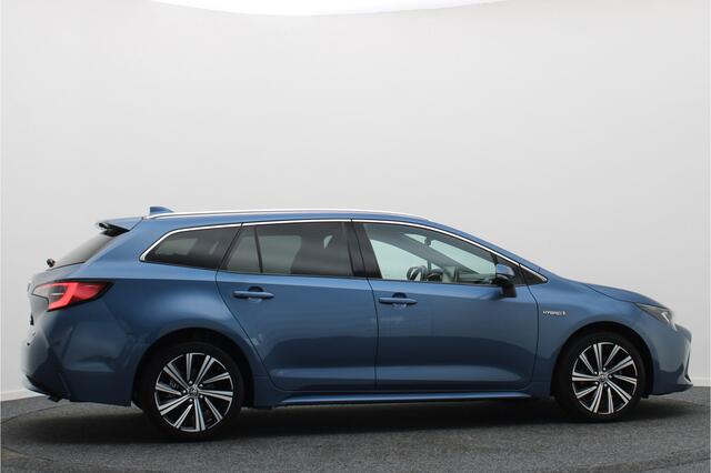 Toyota COROLLA Touring Sports 1.8 Hybrid Dynamic Camera, Keyless, Apple Carplay, ACC, Stoelverwarming, Climate, 17"