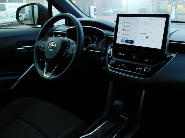 Toyota COROLLA Cross Hybrid 140 Style