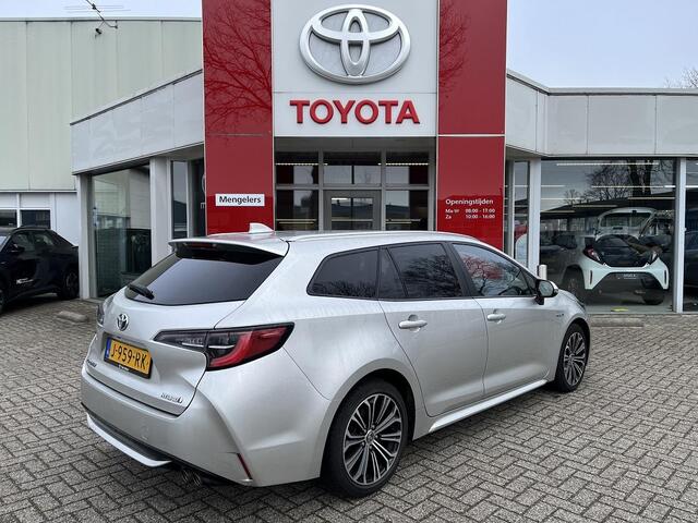 Toyota COROLLA Touring Sports 2.0 Hybrid Business Plus