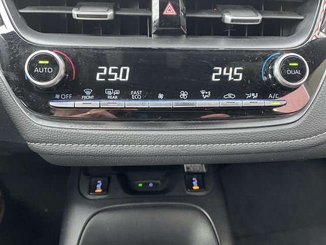 Toyota COROLLA Touring Sports 2.0 Hybrid Business Plus