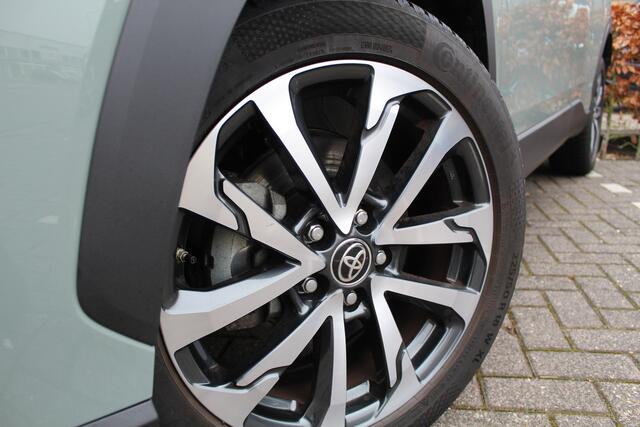 Toyota COROLLA Cross Hybrid 140 Style Plus | Rijklaar | Apple/Android | Navi | Camera | Stoel/Stuur -Verwarming | Adapt. Cruise