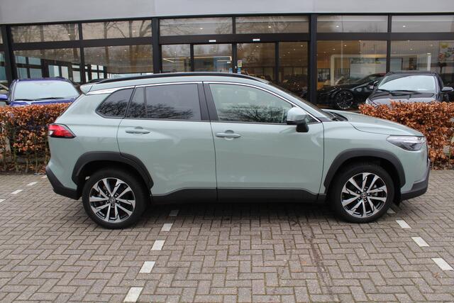 Toyota COROLLA Cross Hybrid 140 Style Plus | Rijklaar | Apple/Android | Navi | Camera | Stoel/Stuur -Verwarming | Adapt. Cruise