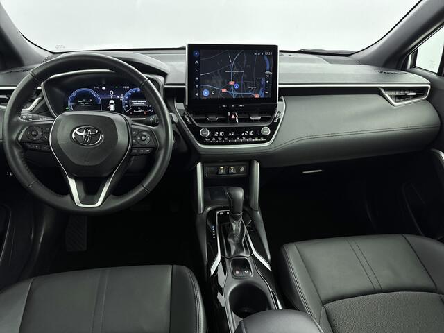 Toyota COROLLA Cross 2.0 High Power Hybrid First Edition | Elektrische Achterklep | Voorstoelen Verwarmd |