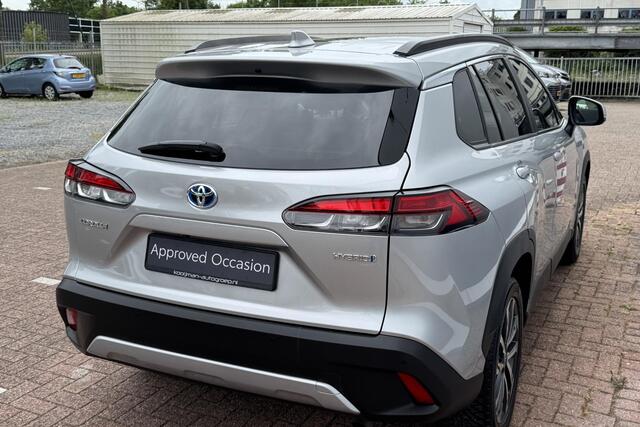 Toyota COROLLA Cross 2.0 High Power Hybrid Executive Edition Panoramadak, Dodehoekdetectie, Parkeersensoren voor + achter, Elektrische achterklep, Led, Navi, Garantie t/m 2034!