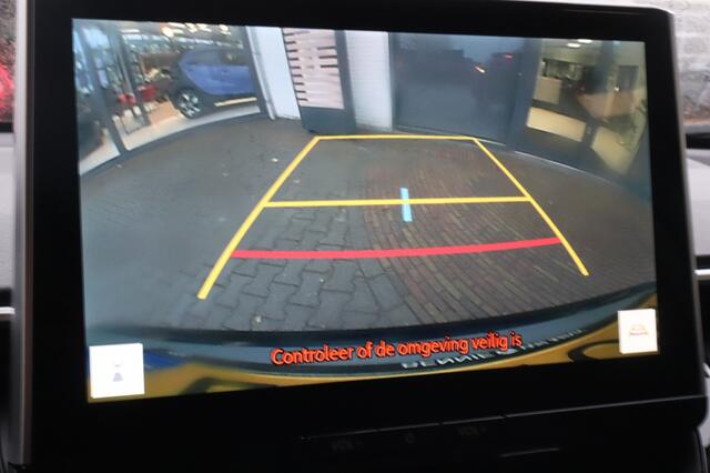 Toyota COROLLA Cross Hybrid 140 Style | Parkeersensoren V+A | Trekhaak | Stuur - Stoe