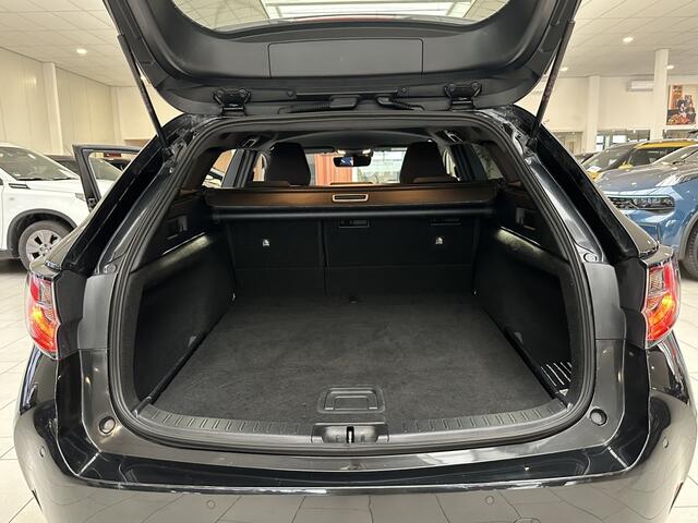 Toyota COROLLA 1.8 Hybrid Style [ 18''inch velgen I eerste eigenaar I dealer on