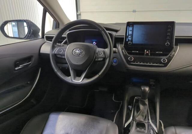 Toyota COROLLA 1.8 Hybrid Executive Sedan / Leder / Navigatie / Xenon / Pdc.V+A / Airco-ecc./ Radio multimedia /