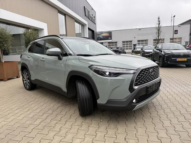 Toyota COROLLA Cross Hybrid 140 Style | Parkeersensoren V+A | Blindspot