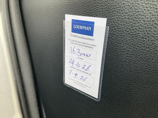 Toyota COROLLA Touring Sports 2.0 Hybrid Executive Pano.dak Stoelverw. Adapt.Cruise Trekhaak 1Eig