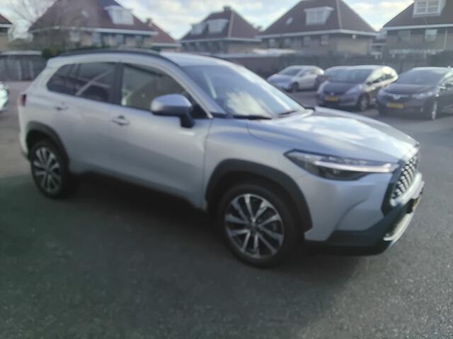 Toyota COROLLA Cross Hybrid 140 Style BSM,el achterklep,pdc.