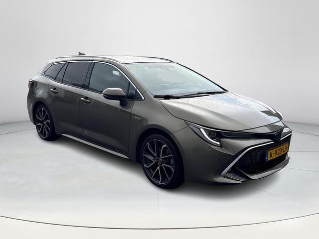 Toyota COROLLA Touring Sports 2.0 Hybrid Executive | Navigatie | Apple CarPlay/Android auto | Achteruitrijcamera | Panoramadak