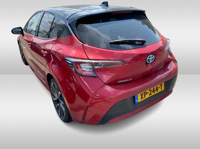 Toyota COROLLA 1.8 Hybrid Executive / Camera / Head-up / CarPlay / 18'' / Keyless / Stoelverwarming / DAB / ACC