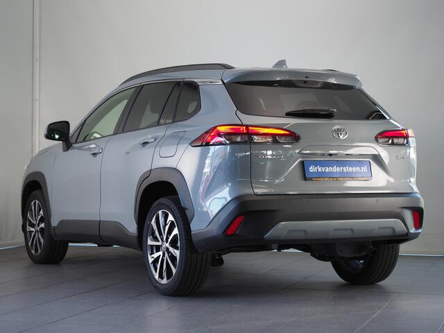 Toyota COROLLA Cross Hybrid 140 Style | Dodehoekdetectie | Toyota Safety Sense 3 | Voorstoelen- en Stuurwiel Verwarmd | Apple CarPlay/ Android Auto | Adaptive Cruise Control | Achteruitrijcamera | Draadloos Telefoonlader