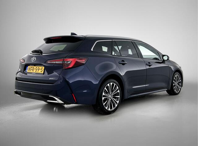 Toyota COROLLA Touring Sports Hybrid 140 Dynamic | Parkeersensoren Voor en Achter | Voorstoelen Verwarmd | Draadloze Telefoon Lader |