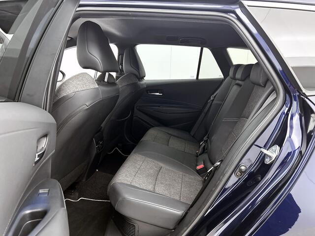 Toyota COROLLA Touring Sports Hybrid 140 Dynamic | Parkeersensoren Voor en Achter | Voorstoelen Verwarmd | Draadloze Telefoon Lader |