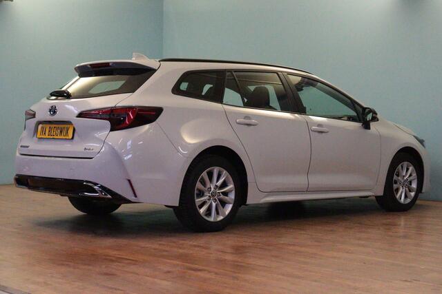 Toyota COROLLA Touring Sports Hybrid 140 Business | APPCONNECT | CAMERA | VRUIT/STUUR/STOELVERW | ADAP CRUISE | LANE-ASSIST |