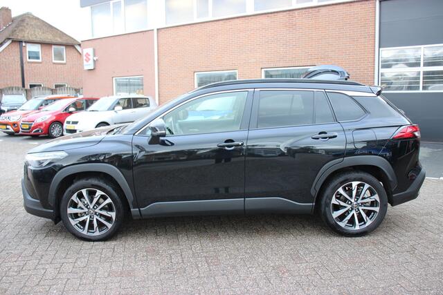 Toyota COROLLA Cross Hybrid Style Automaat | Blind spot | Stuur & Stoelverwarming | Elek. achterklep |