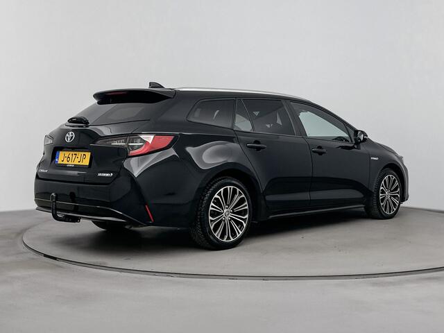 Toyota COROLLA Touring Sports 1.8 Hybrid Dynamic | NL-Auto | Apple Carplay / Android Auto | Trekhaak | Stoelverwarming |