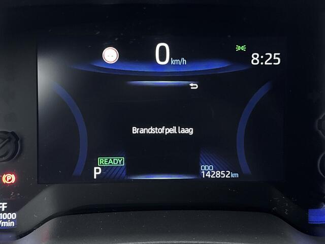 Toyota COROLLA Touring Sports 1.8 Hybrid Dynamic | NL-Auto | Apple Carplay / Android Auto | Trekhaak | Stoelverwarming |