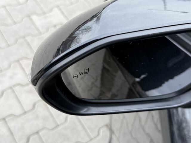 Toyota COROLLA Touring Sports 2.0 Hybrid Executive | JBL | Panoramadak | Trekhaak