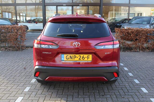 Toyota COROLLA Cross 2.0 Hybrid 200 Style | Rijklaar | Treeplanken | Stoelverwarming | Apple/Android | Navi | Clima |