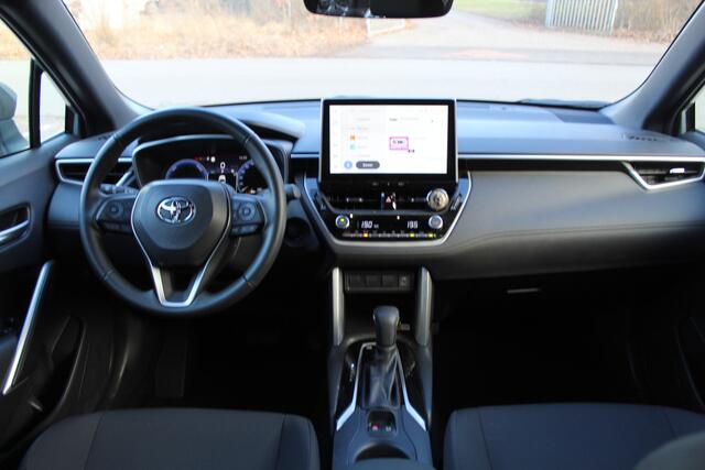 Toyota COROLLA Cross Hybrid 140 Style | Rijklaar | Trekhaak | Blind Spot | Apple/Android | DAB+ | Camera | Navi | Adap Cruise | LED | El. achterklep | Keyless