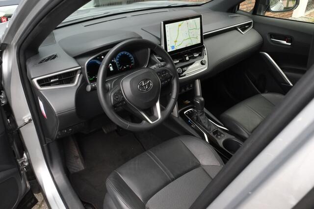 Toyota COROLLA Cross 2.0 High Power Hybrid First Edition, Trekhaak, ACC, Carplay