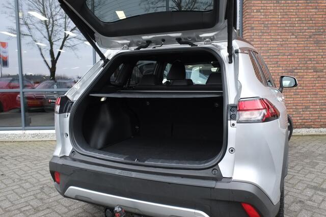 Toyota COROLLA Cross 2.0 High Power Hybrid First Edition, Trekhaak, ACC, Carplay