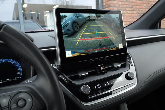 Toyota COROLLA Cross 2.0 High Power Hybrid First Edition, Trekhaak, ACC, Carplay