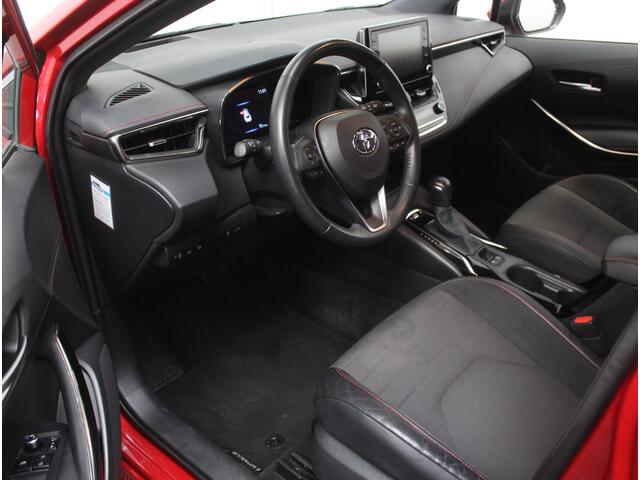 Toyota COROLLA Touring Sports 1.8 Hybrid Executive CARPLAY | CAMERA | LMV17 | ADAPCRUISE | ELECAKLEP | LED | AFNTRHAAK | PDCV+A | STOELVERW | NAVI