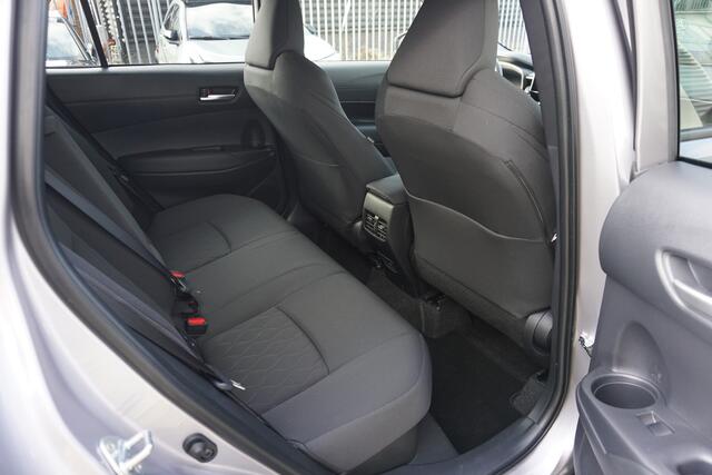 Toyota COROLLA Cross Hybrid 140 Dynamic |Navi|Carplay|PDC V+A|Dodehoek|Stoel en stuurverw.|Camera|