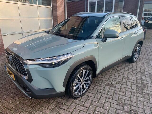 Toyota COROLLA Cross Hybrid 140 Style trekhaak / 4 seizoen