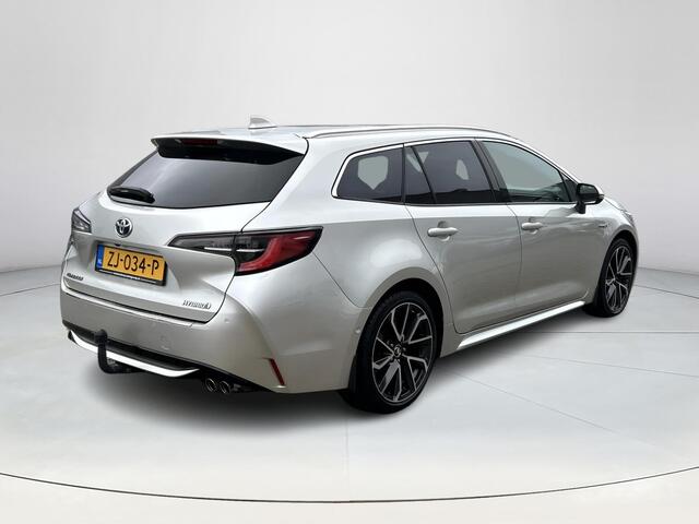 Toyota COROLLA Touring Sports 2.0 Hybrid Business Sport Intro