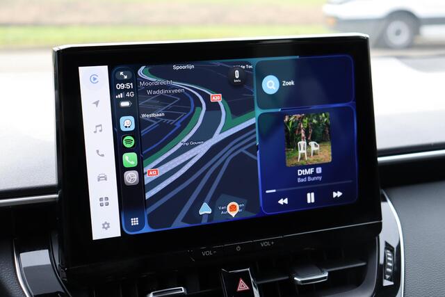 Toyota COROLLA Hybrid 140 Business Limited, Voorruit & Stoel & Stuurverwarming, Apple Carplay, Android Auto, Camera!