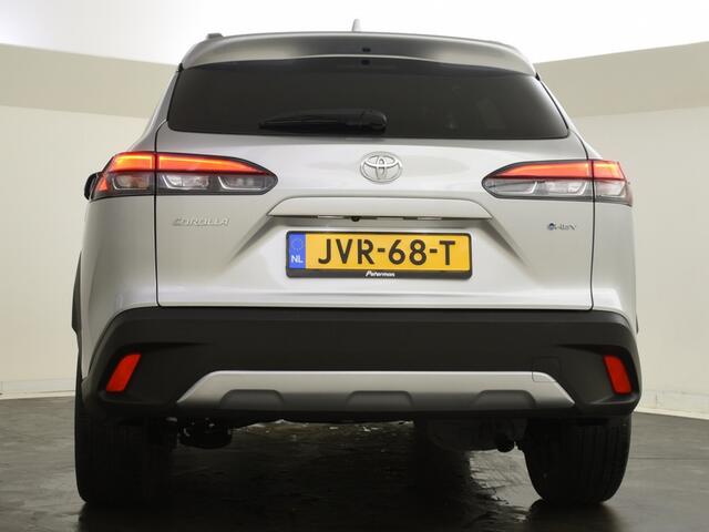 Toyota COROLLA Cross Hybrid 140 Team D | Elektrische achterkl. | Adapt. cruise |