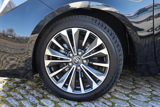 Toyota COROLLA Hybrid 140 Dynamic Limited, Stuurverwarming Stoelverwarming, Parkeersensoren.