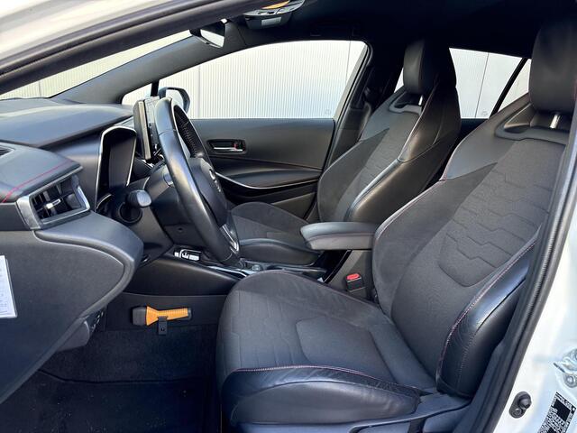 Toyota COROLLA Touring Sports 1.8 Hybrid Executive **DODEHOEK DETECTIE/ TREKHAAK/ STOELVERWARMING/ PARKEERSENSOREN**