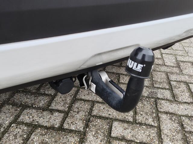 Toyota COROLLA Cross 2.0 Hybrid First Edition | Trekhaak | Navi | Half Leder | Androi