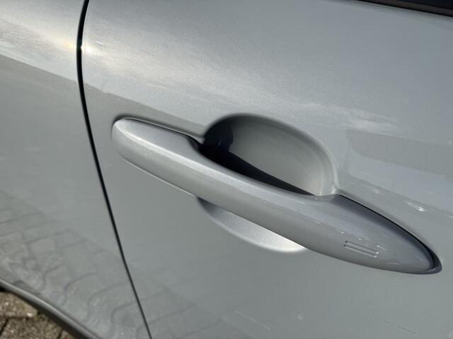 Toyota COROLLA Cross Hybrid 200 Style Panodak Navi Camera Stuur/Stoelverw.